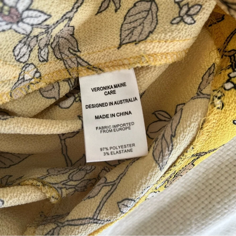 Veronika Maine Yellow Floral Sleeveless Top Size 10 - Picture 5 of 5